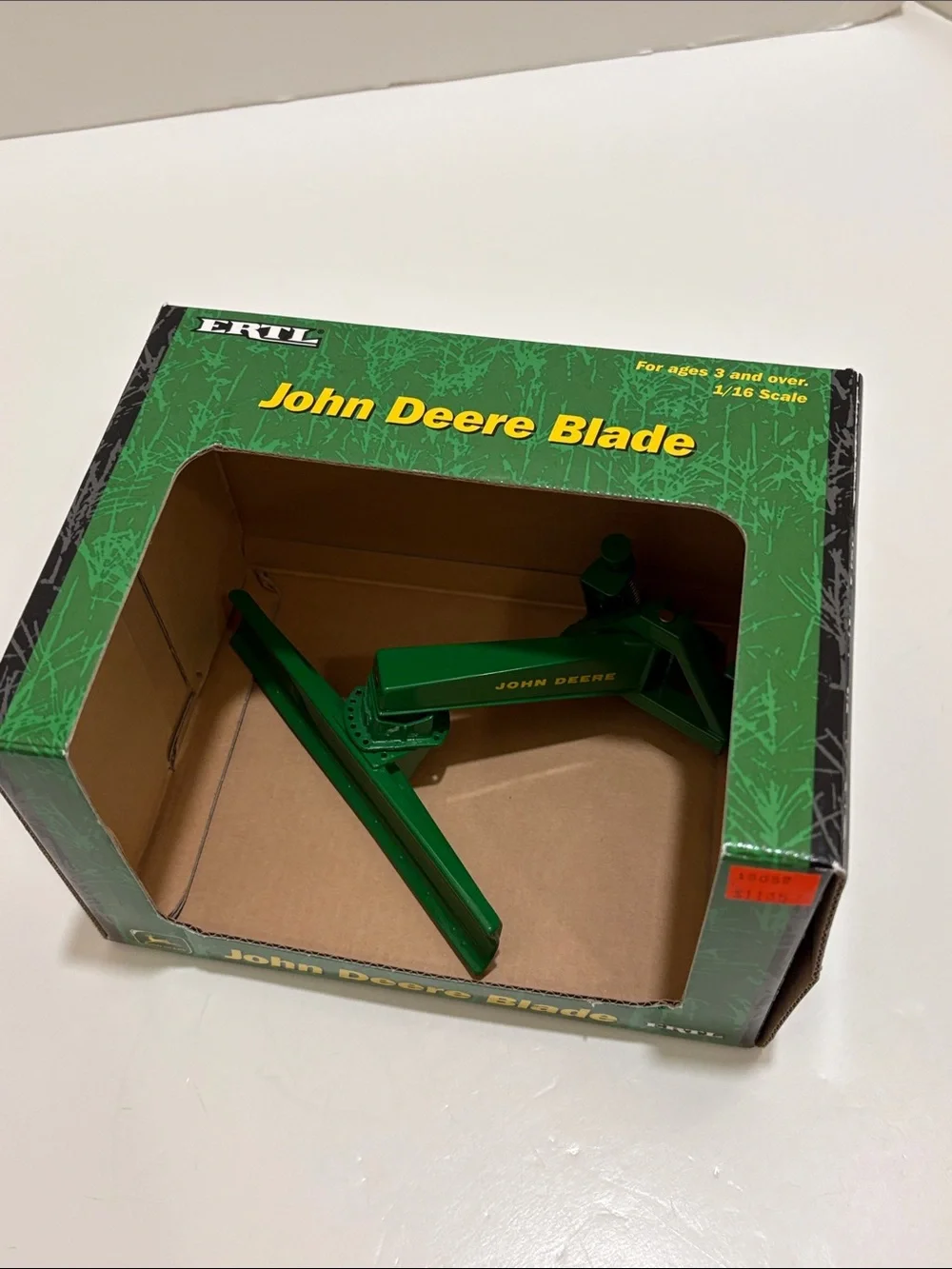 Ertl John Deere blade attachment. 1/16 scale.  Item 15052.